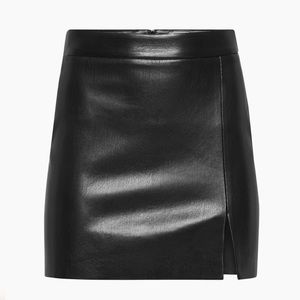 Aritzia Patio Mini Skirt